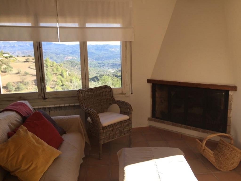 Country house Montserrat La Calsina